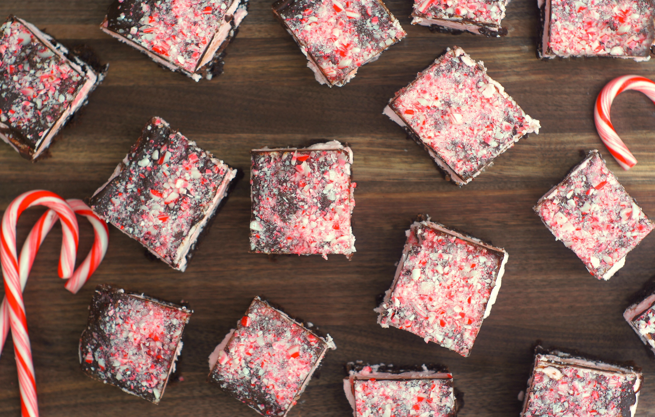 Peppermint Candy Cane Brownies | www.FearlessHomemaker.com